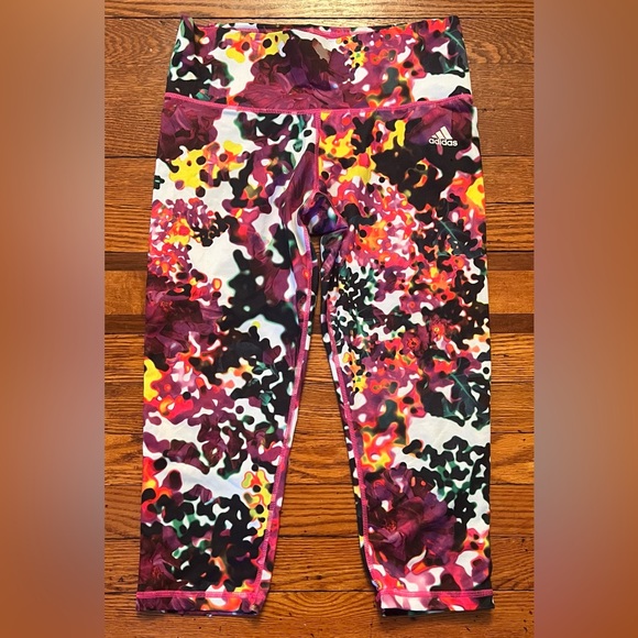 Adidas Climalite Womens TF Capri Workout and Training Tights Floral size M (S) - Picture 1 of 15